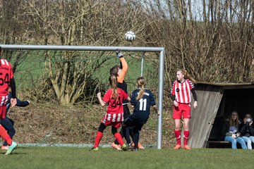 Bild 41 - C-Juniorinnen TSV Zarpen - TuS Tensfeld : Ergebnis: 2:1